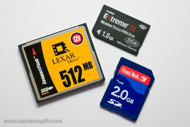 Compact Flash, Memory Stick Pro Duo, SD